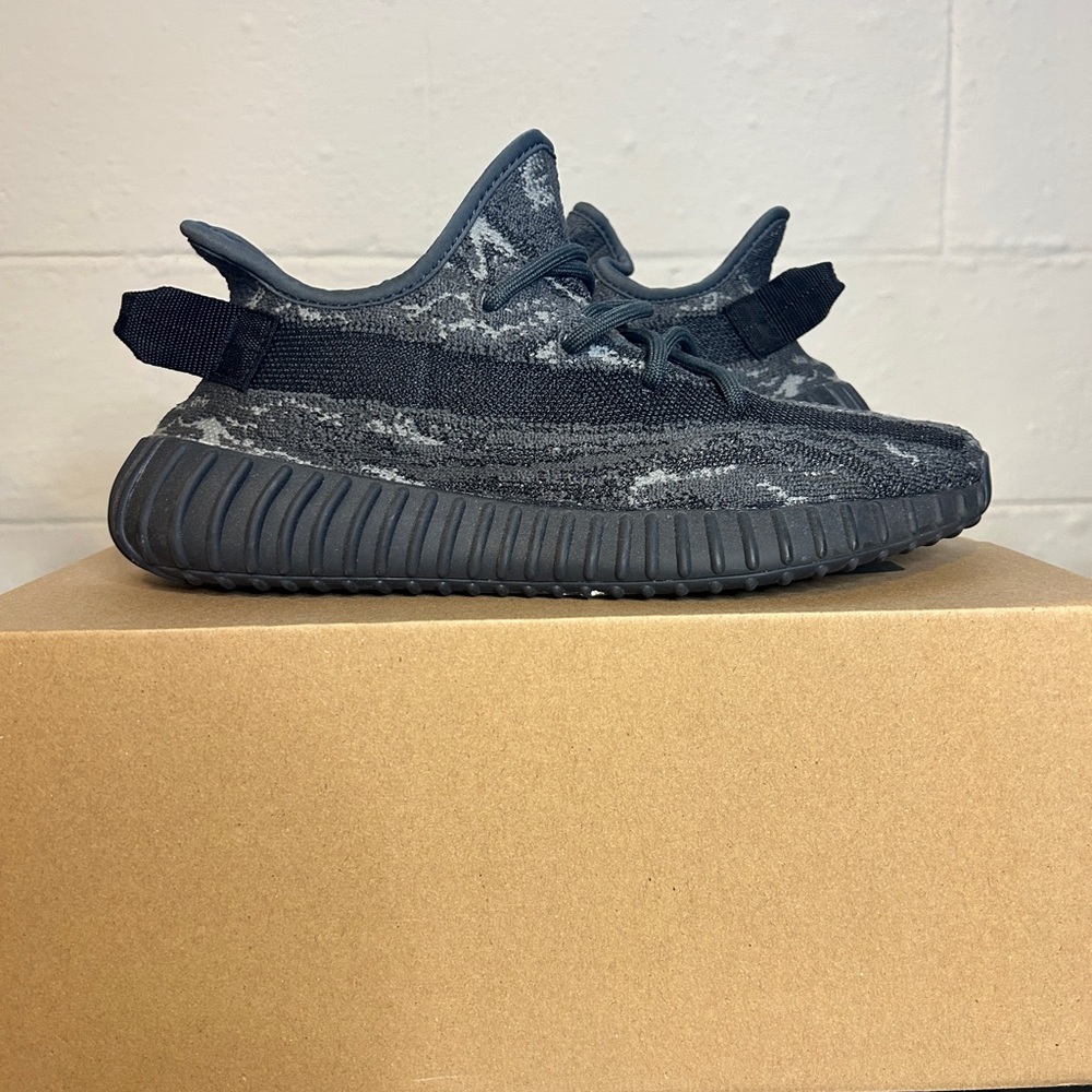 adidas Yeezy Boost 350 V2 Low MX Dark Salt